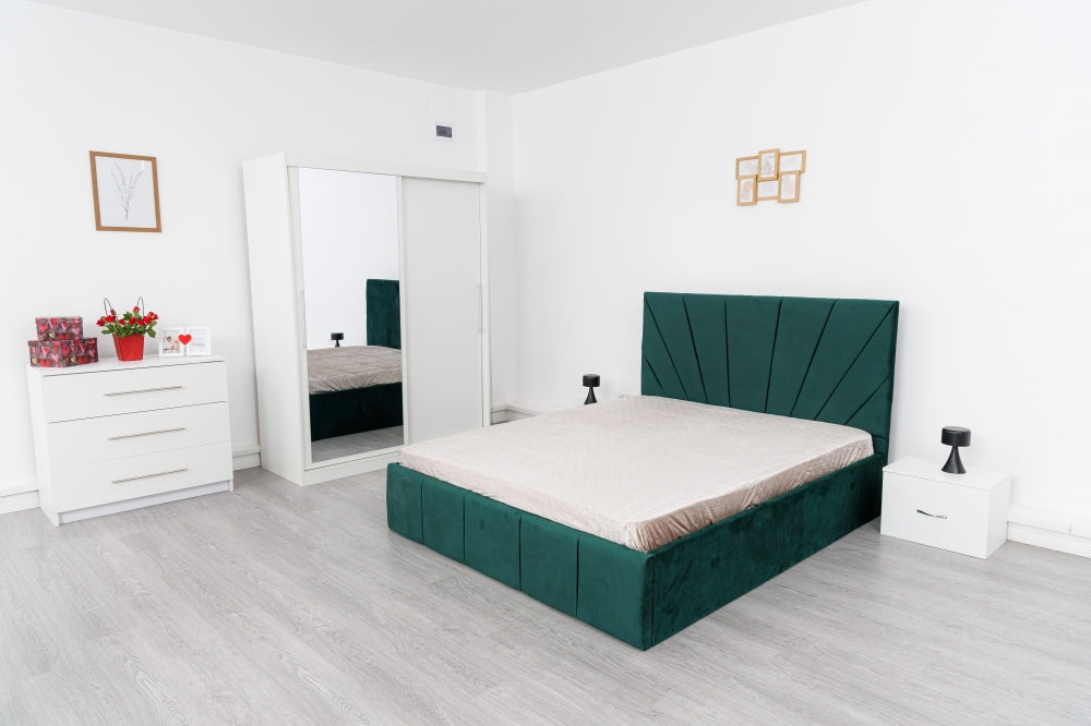 Set mobilier dormitor modern verde cu pat tapitat, dulap cu oglinzi si comoda alba Mobila Domardo